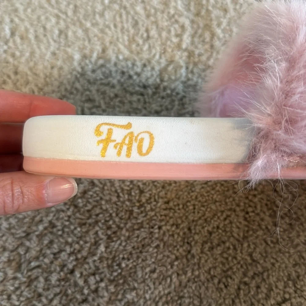 FAO Schwarz Fuzzy Sandal
